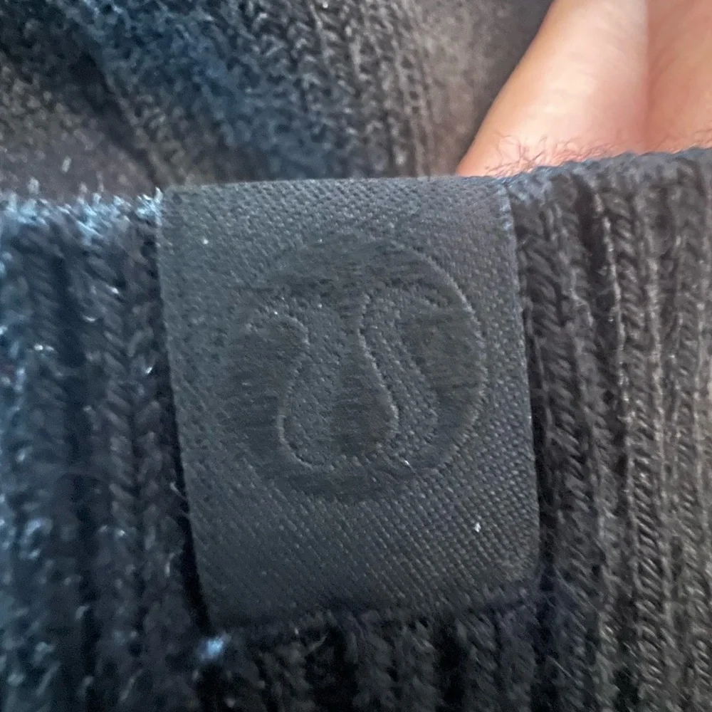 Lululemon Warm Revelation Gloves Black XL Merino Wool Blend